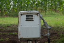 Camden Farm old gas pump Chita Middleton TCF 645x430 600x400