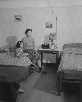 minidoka japanese internment camp bedroom 345x430 minidoka japanese internment camp bedroom 345x430